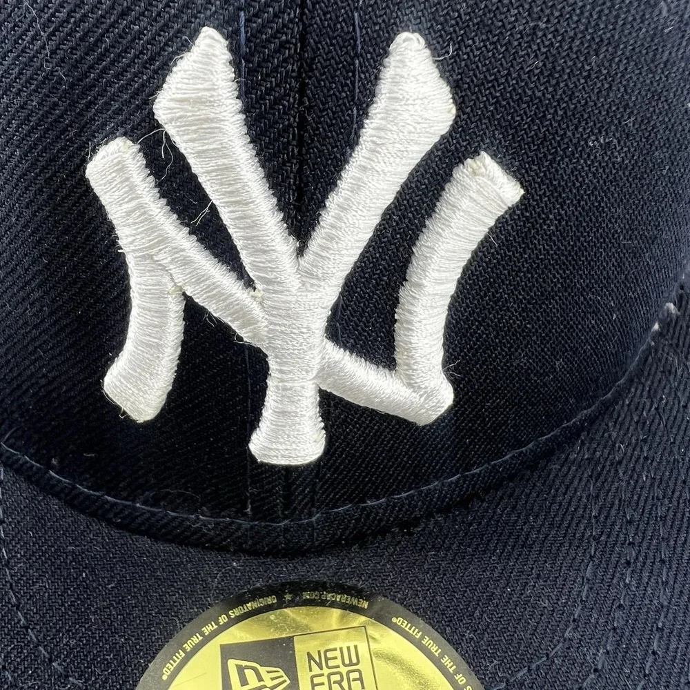 New Era 59FIFTY New York Yankees Fitted Hat 7 1/2 Pink UV World Series Patch MLB